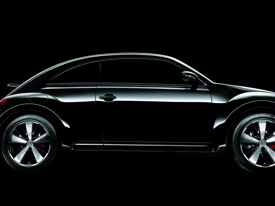  Volkswagen Beetle Turbo 2011 года  (фото 7 из 12)